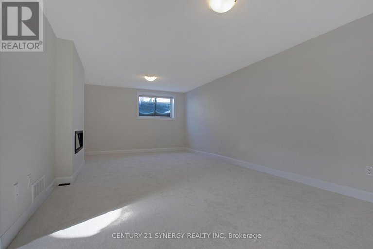 29211131/708-taliesin-crescent/remainder-of-stittsville-area/ottawa/ontario/K2S2K6_14