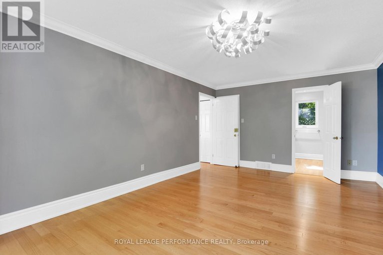 29066042/3804-autumnwood-street/emerald-woodssawmill-creek/ottawa/ontario/K1T2G8_20