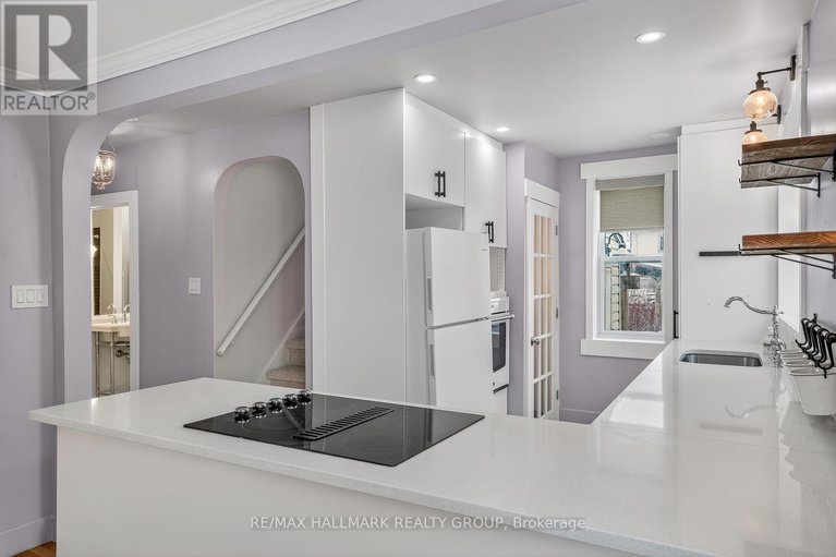 29249197/170-donald-street/overbrookcastle-heights/ottawa/ontario/K1K1M9_14