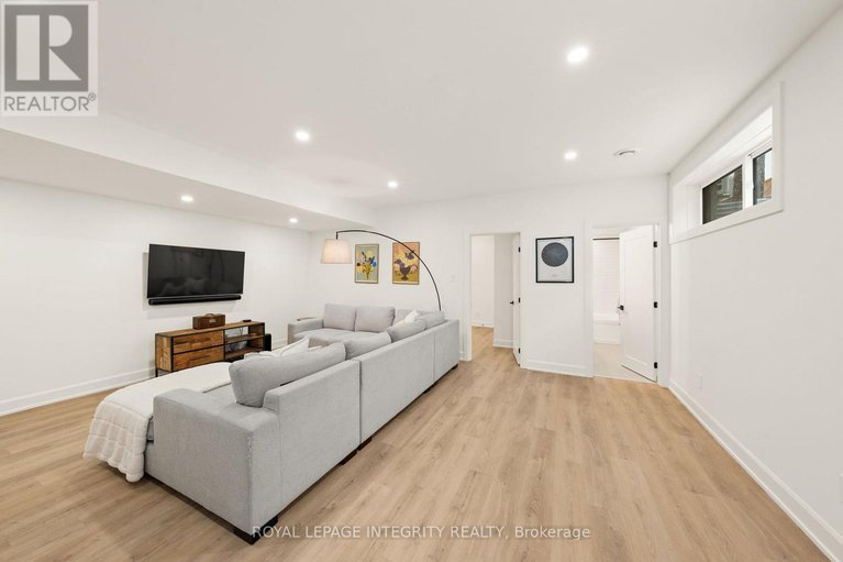 29407569/276-clare-street/westborohampton-park/ottawa/ontario/K1Z7E3_31