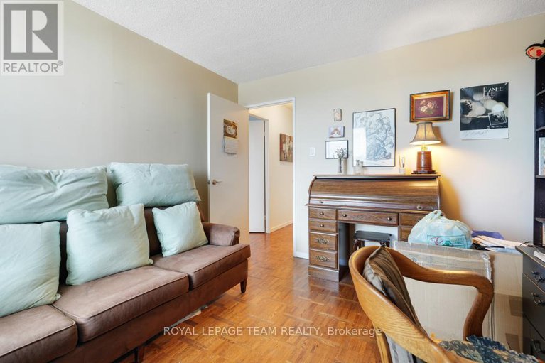 29283470/1004-40-arthur-street-e/west-centre-town/ottawa/ontario/K1R7T5_26