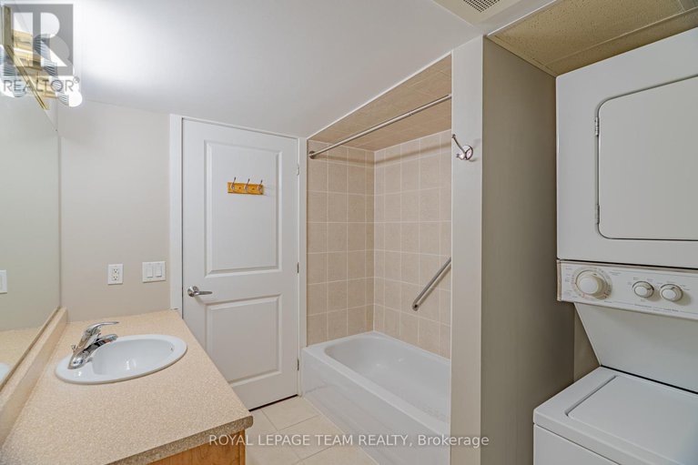 28559939/804-138-somerset-street-w/ottawa-centregolden-triangle/ottawa/ontario/K2P0A3_13