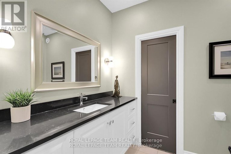 28986133/6196-elkwood-drive/greely/ottawa/ontario/K4P1M9_30