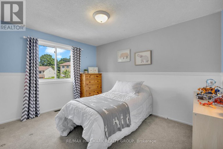 28647617/1162-derable-place/convent-glen-north/ottawa/ontario/K1C5L3_23