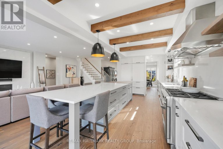 29074044/120-des-tournesols-court/mer-bleuebradley-estatesanderson-park/ottawa/ontario/K1W0J2_12