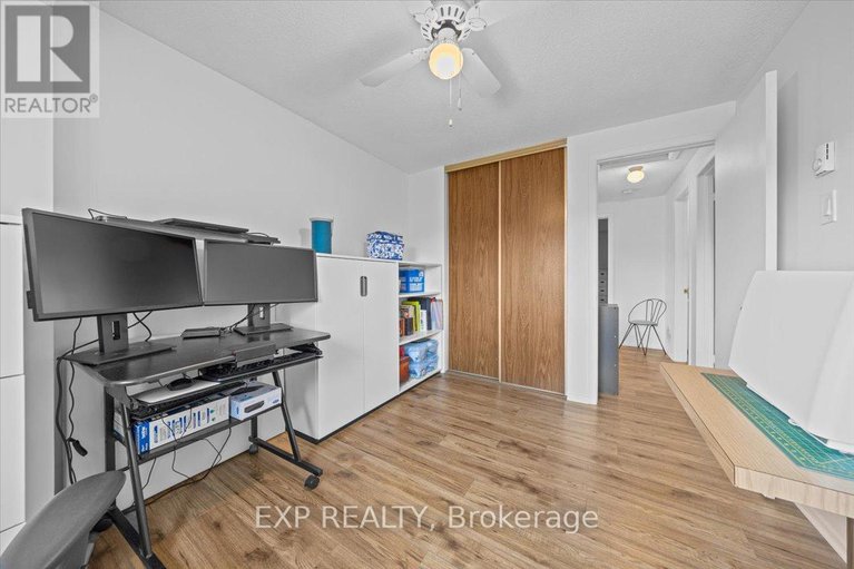 28857986/3166-stockton-drive/blossom-parkkemp-parkfindlay-creek/ottawa/ontario/K1T1S1_21
