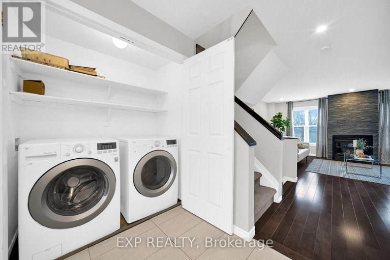 29679088/143-arcola-private/overbrookcastle-heights/ottawa/ontario/K1K4W9_18