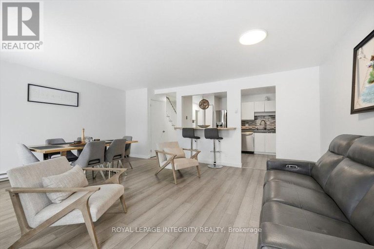 29606728/1985-woods-street/town-of-rockland/clarence-rockland/ontario/K4K1H7_11