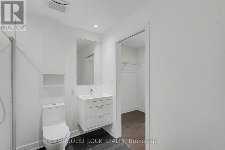 29431762/1606-20-daly-avenue/sandy-hill/ottawa/ontario/K1N0C6_20