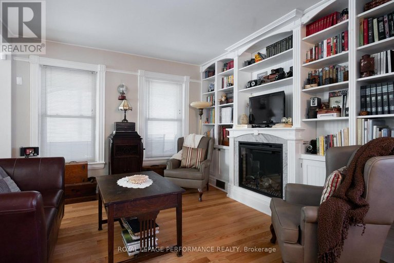 29502895/19683-william-street/south-glengarry-charlottenburgh-twp/south-glengarry/ontario/K0C2J0_12