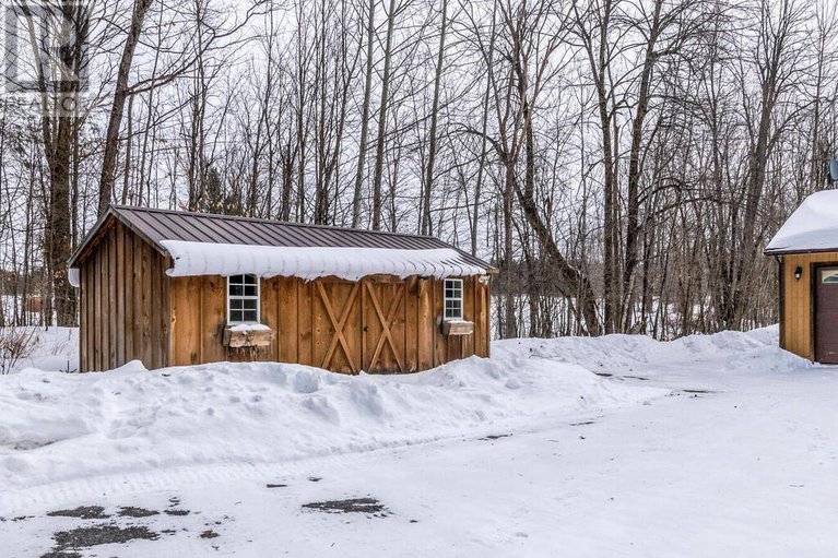 29407325/1183-ebbs-bay-road/drummond-n-elmsley-drummond-twp/drummondnorth-elmsley/ontario/K7C3P1_35