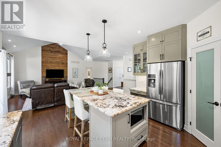 28999166/524-osmond-daley-drive/huntley-ward-south-east/ottawa/ontario/K0A1L0_8