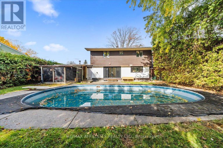 29099077/7-gagnon-court/beaverbrook/ottawa/ontario/K2K1A7_36