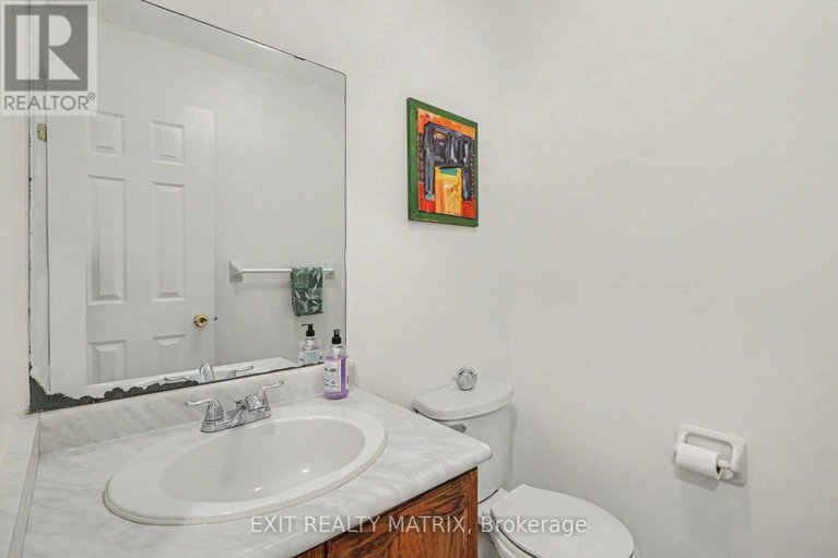 29641183/2829-gothwood-place/sawmill-creektimbermill/ottawa/ontario/K1T2V4_15