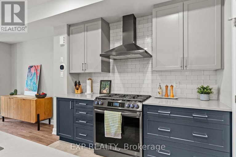 29648465/419-clubtail-private/blossom-parkkemp-parkfindlay-creek/ottawa/ontario/K1X0M9_12