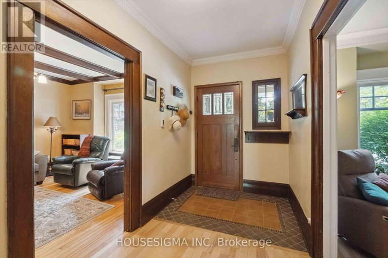 28834459/19-oakland-avenue/glebe/ottawa/ontario/K1S2T1_6