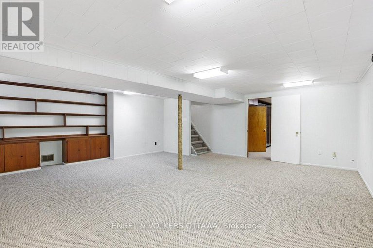 29677925/1869-louisiana-avenue/urbandale-acres/ottawa/ontario/K1H6T8_24