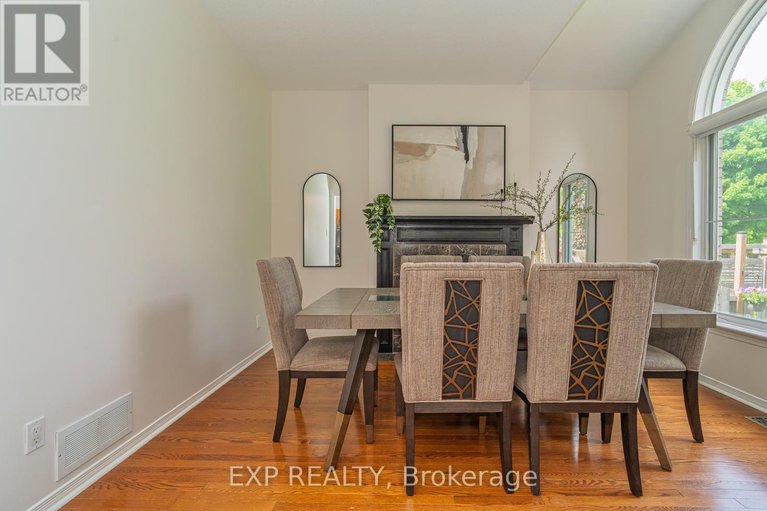 28394255/1091-rocky-harbour-crescent/riverside-southgloucester-glen/ottawa/ontario/K1V1V4_17
