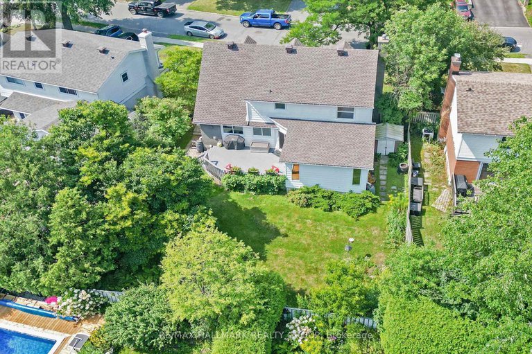 28830013/51-charkay-street/borden-farmstewart-farmcarleton-heightsparkwood-hills/ottawa/ontario/K2E5N5_46