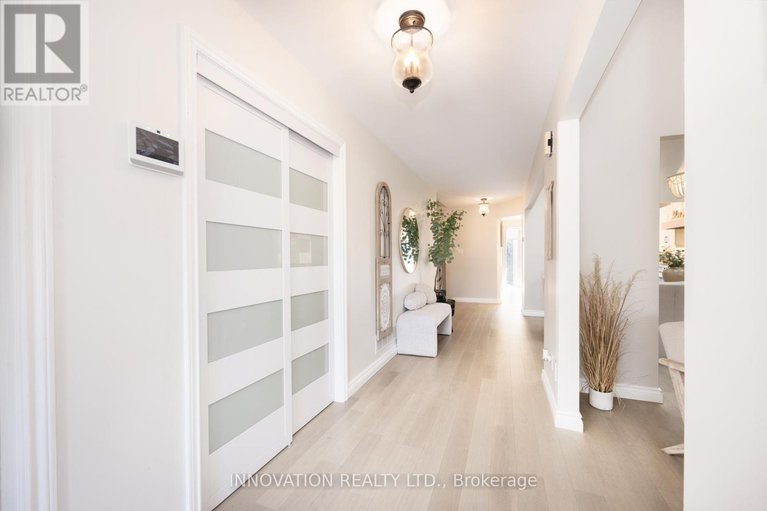 28853469/6594-delorme-avenue/orleanssunridge/ottawa/ontario/K1C6N6_4