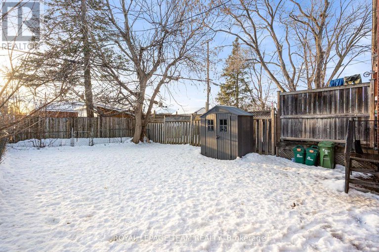 29392514/852-borthwick-avenue/castle-heightsrideau-high/ottawa/ontario/K1K2M8_45