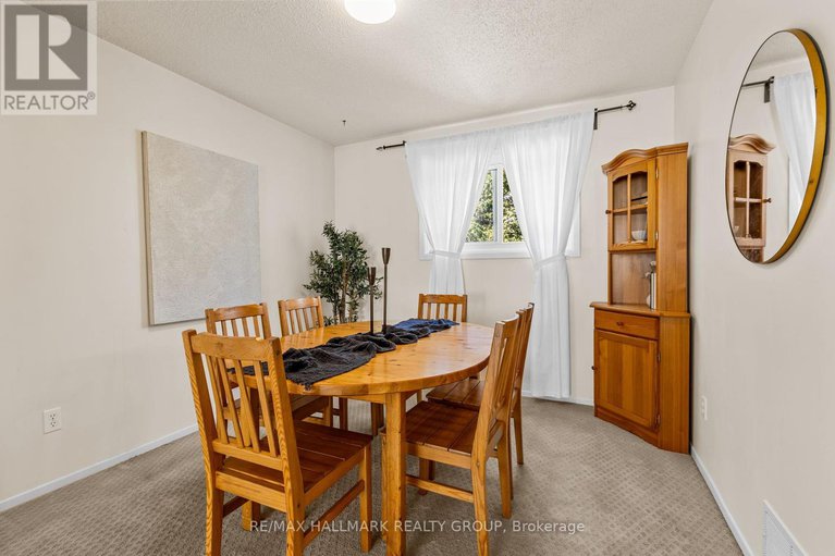 28901943/7-naismith-crescent/katimavik/ottawa/ontario/K2L2K7_6