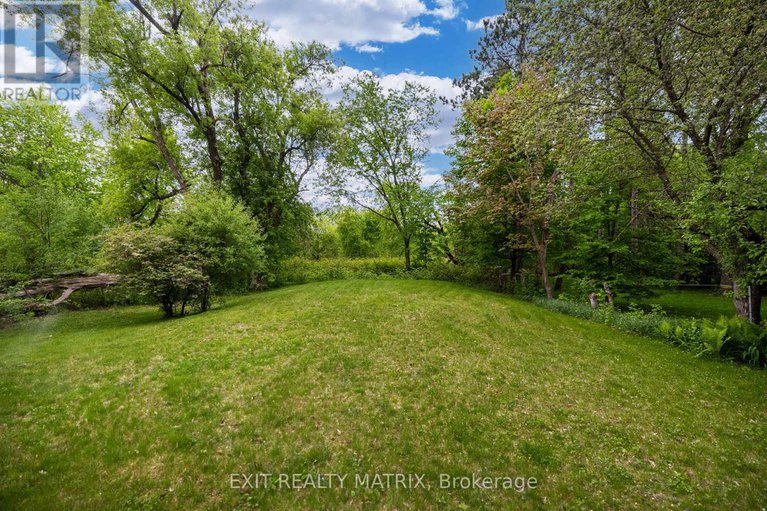 28365243/5515-osgoode-main-street/osgoode/ottawa/ontario/K0A2W0_24