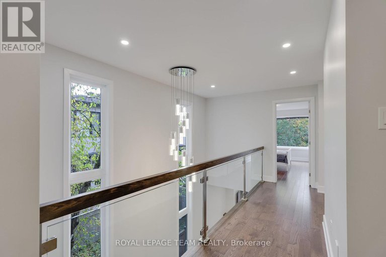 29015111/38-sunnymede-avenue/ottawa-westtunneys-pasture/ottawa/ontario/K1Y2L3_37