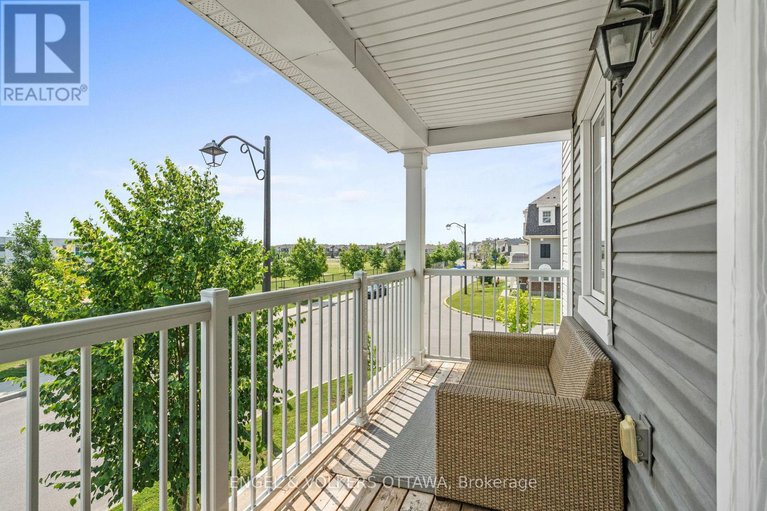 29055765/349-pumpkinseed-crescent/half-moon-bay/ottawa/ontario/K2J6K1_25