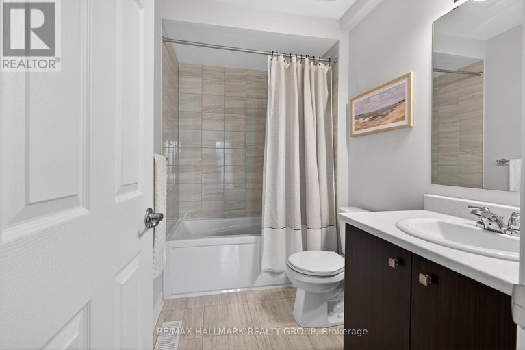 29602221/805-kiniw-private/cfb-rockcliffe-and-area/ottawa/ontario/K1K4Z4_30