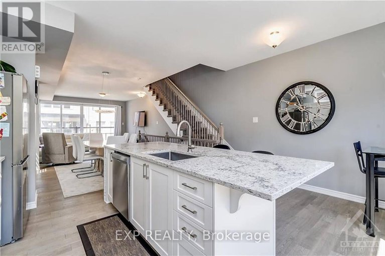 28943823/213-makadewa-private/cfb-rockcliffe-and-area/ottawa/ontario/K1K4Z8_3