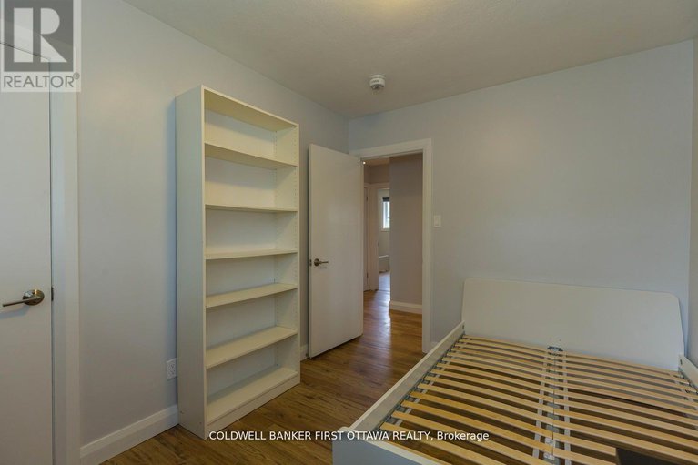 28574772/34-westwood-drive/meadowlandscrestview/ottawa/ontario/K2G2X1_38