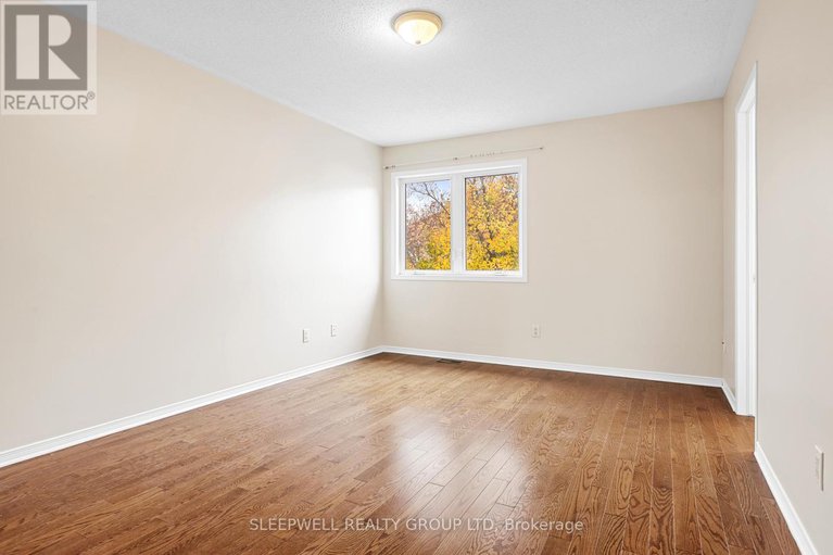 29032695/12-cedar-park-street/central-park/ottawa/ontario/K2C4B3_20