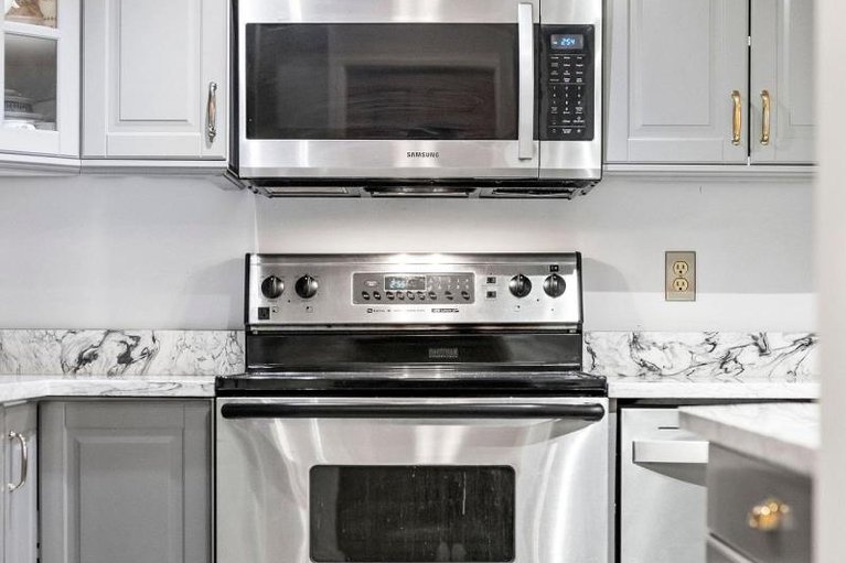 29142486/106-1-rosamond-street-e/almonte/mississippi-mills/ontario/K0A1A0_24