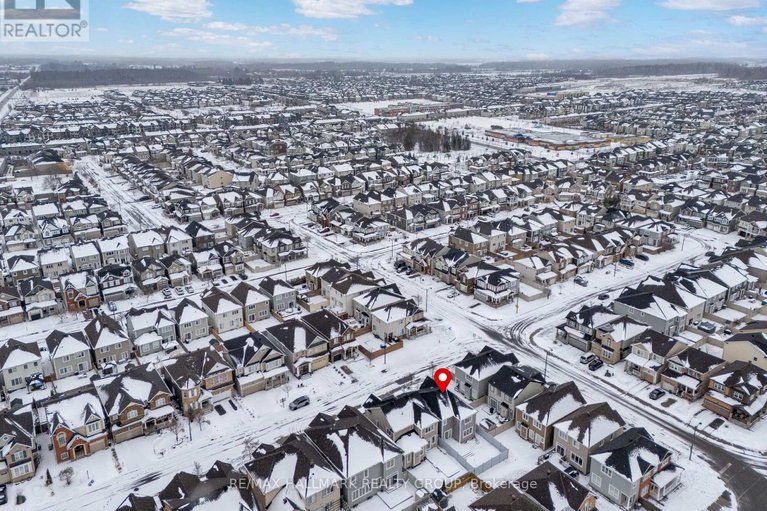 29495852/81-switch-grass-crescent/half-moon-bay/ottawa/ontario/K2J5Z3_24