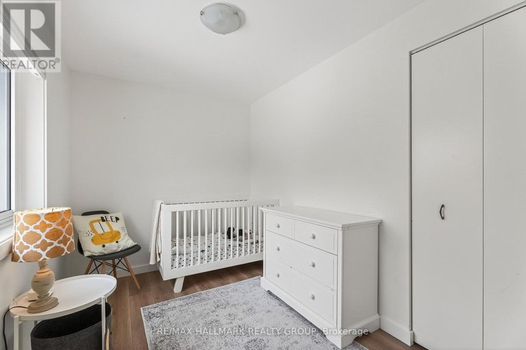 29455342/27-king-street/richmond/ottawa/ontario/K0A2Z0_30