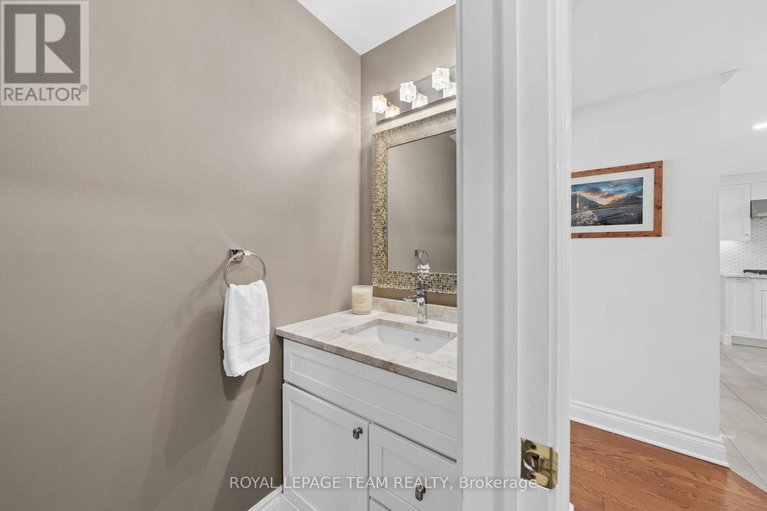 29608056/30-crantham-crescent/stittsville-central/ottawa/ontario/K2S1R2_9