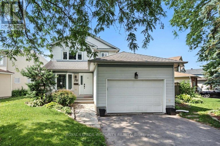 28605727/737-farmbrook-crescent/fallingbrookridgemount/ottawa/ontario/K4A2L5_1