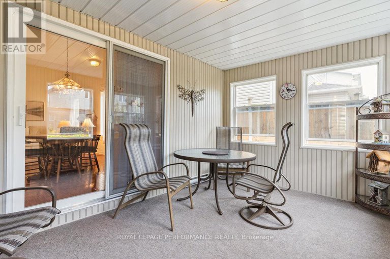 28546578/131-arrowwood-drive/stittsville-south/ottawa/ontario/K2S2G3_32
