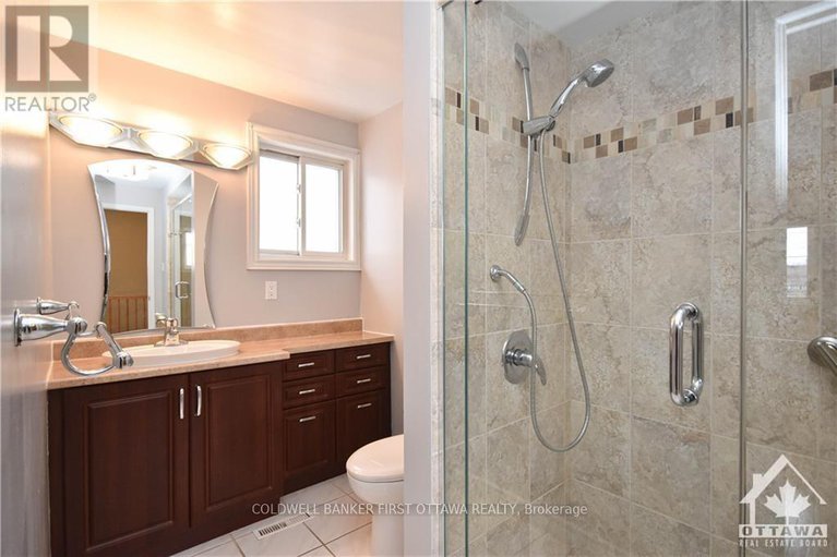 28796380/1883-des-prairies-avenue/queenswood-heights-south/ottawa/ontario/K1E2R5_21
