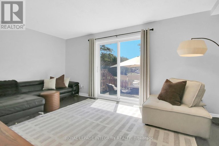 29651789/22-135-castlefrank-road/glencairnhazeldean/ottawa/ontario/K2L2Y2_21