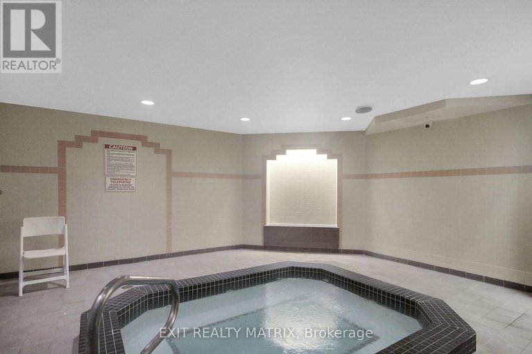 28647824/705-2759-carousel-crescent/emerald-woodssawmill-creek/ottawa/ontario/K1T2N5_28