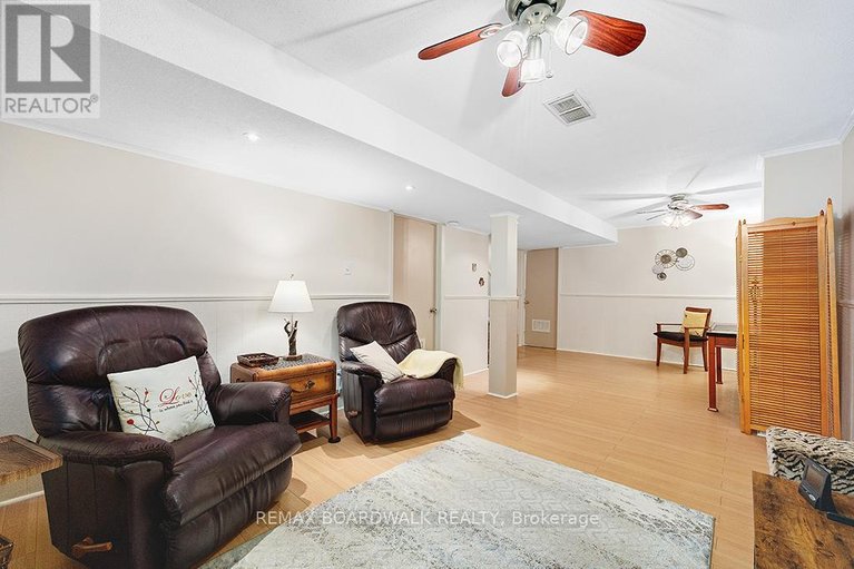 29685316/1111-des-forets-avenue/convent-glen-north/ottawa/ontario/K1C5K7_30