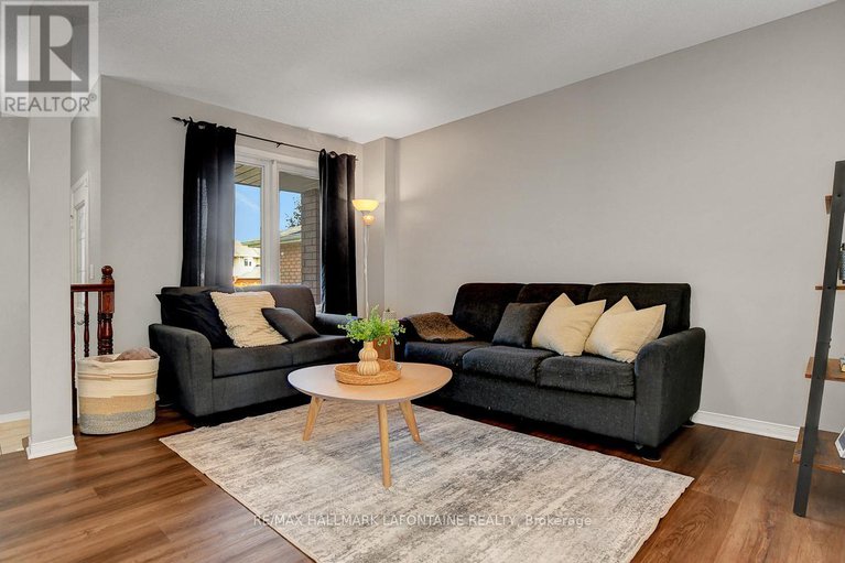 28827853/446-lawler-crescent/chatelaine-village/ottawa/ontario/K4A3Y3_6