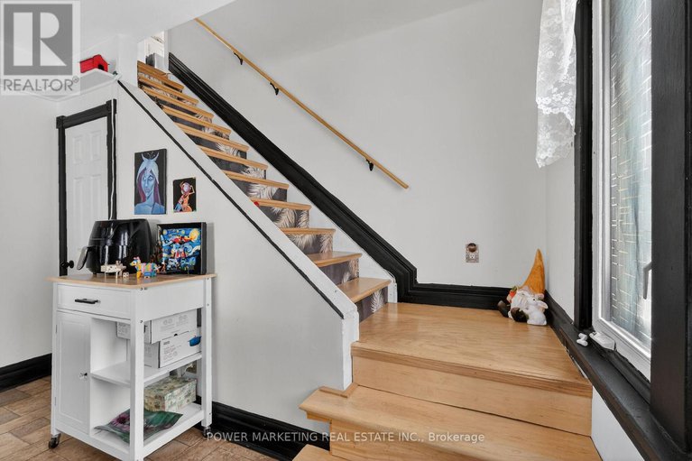 29286820/231-ethel-street/vanier/ottawa/ontario/K1L5X1_22