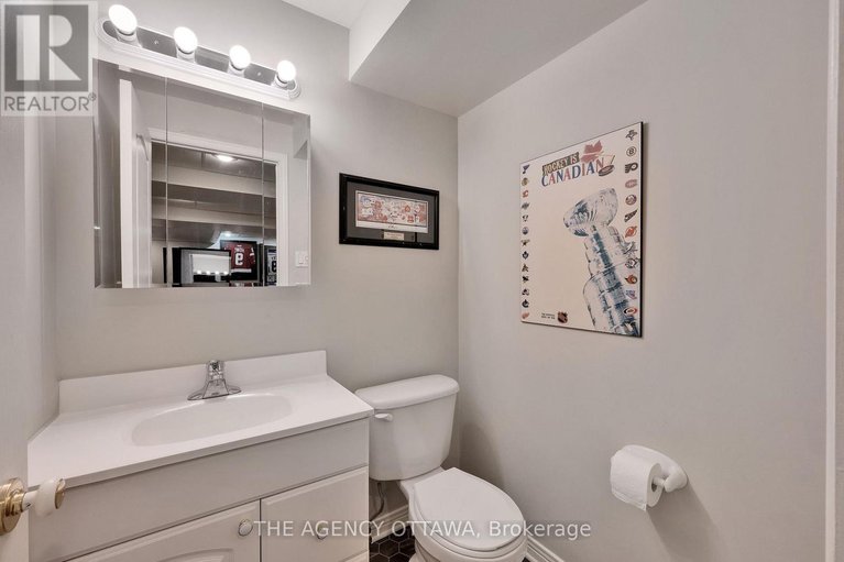 28809011/19-forestglade-crescent/hunt-club-park/ottawa/ontario/K1G5X3_40
