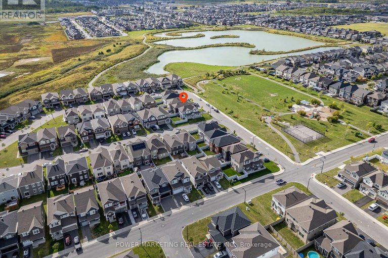 28856954/815-henslows-circle/avalon-west/ottawa/ontario/K4A5H6_32