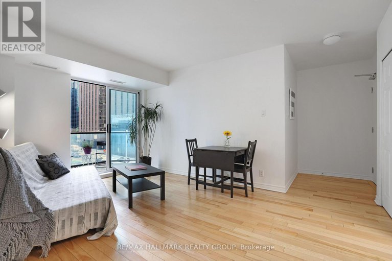 28288714/405-445-laurier-avenue-w/ottawa-centre/ottawa/ontario/K1R0A2_12