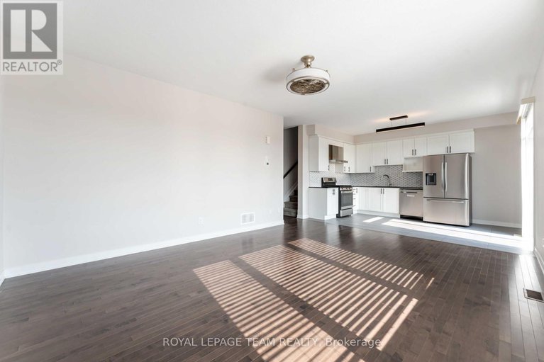 28703739/3040-travertine-way/half-moon-bay/ottawa/ontario/K2J6W9_13