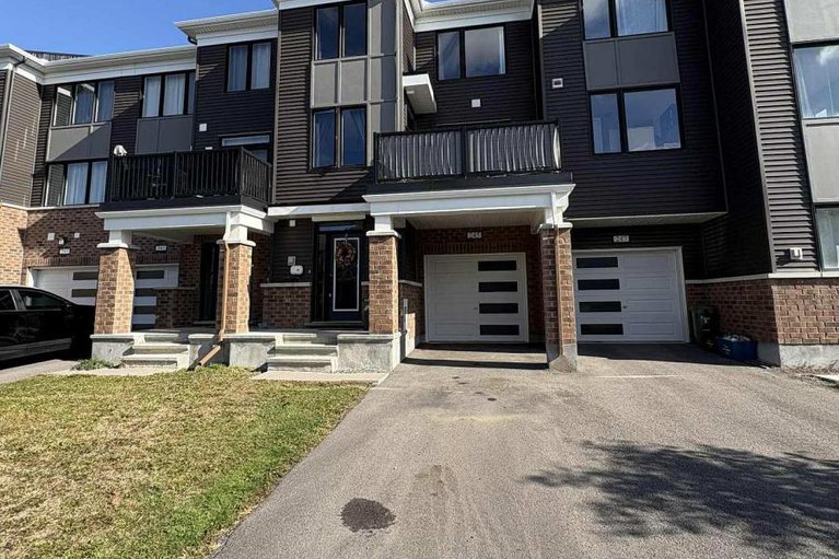 29056350/245-atima-circle/half-moon-bay/ottawa/ontario/K2J6T5_1